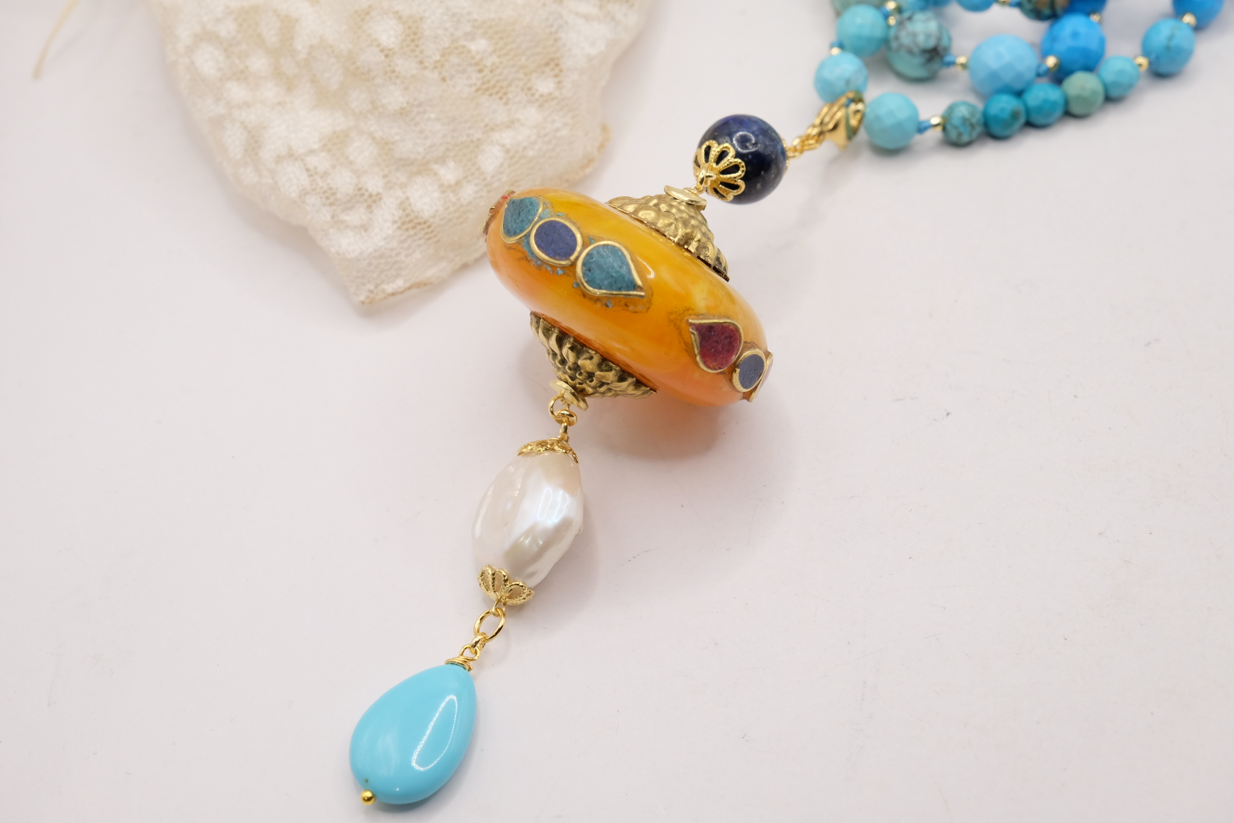 COLLANA ARTIGIANALE MULTIFILO TURCHESE NATURALE NEPALESE PERLA PASTA DI TURCHESE LAPIS PENDENTE (3)