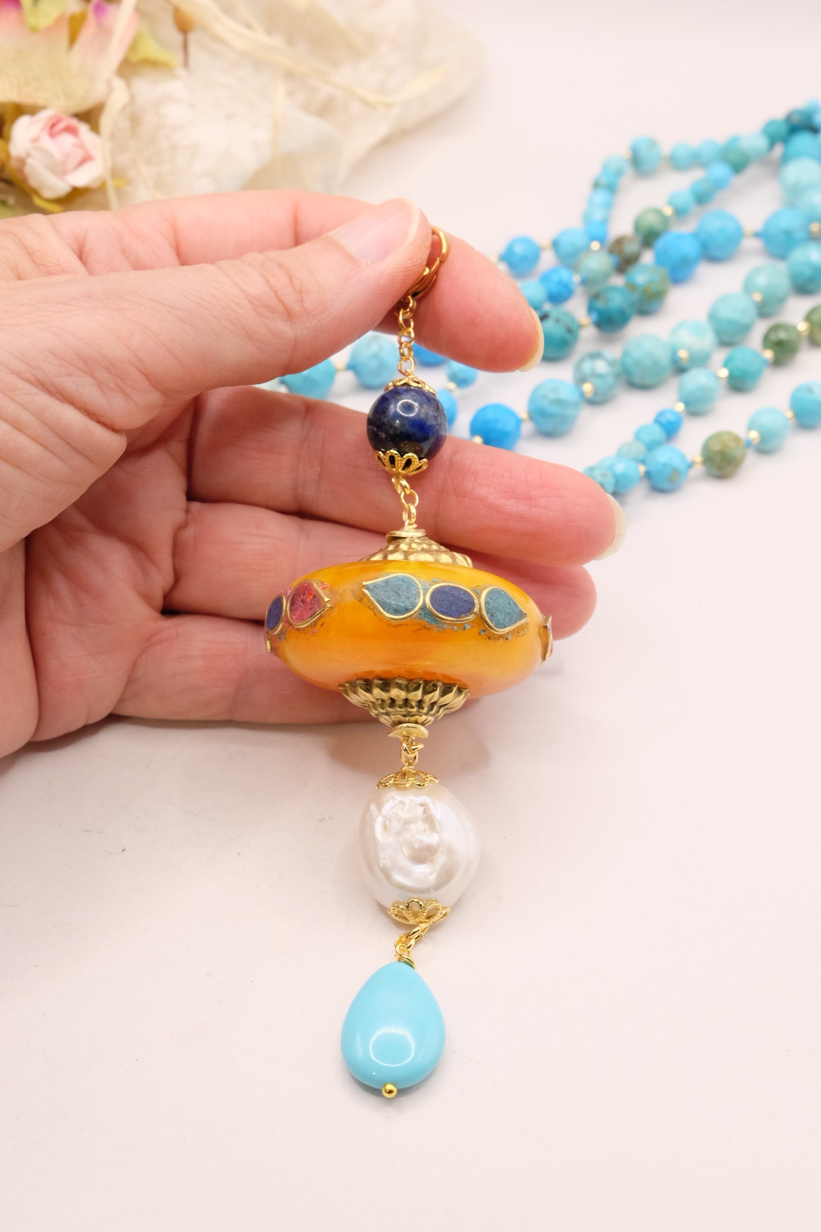 COLLANA ARTIGIANALE MULTIFILO TURCHESE NATURALE NEPALESE PERLA PASTA DI TURCHESE LAPIS PENDENTE (5)