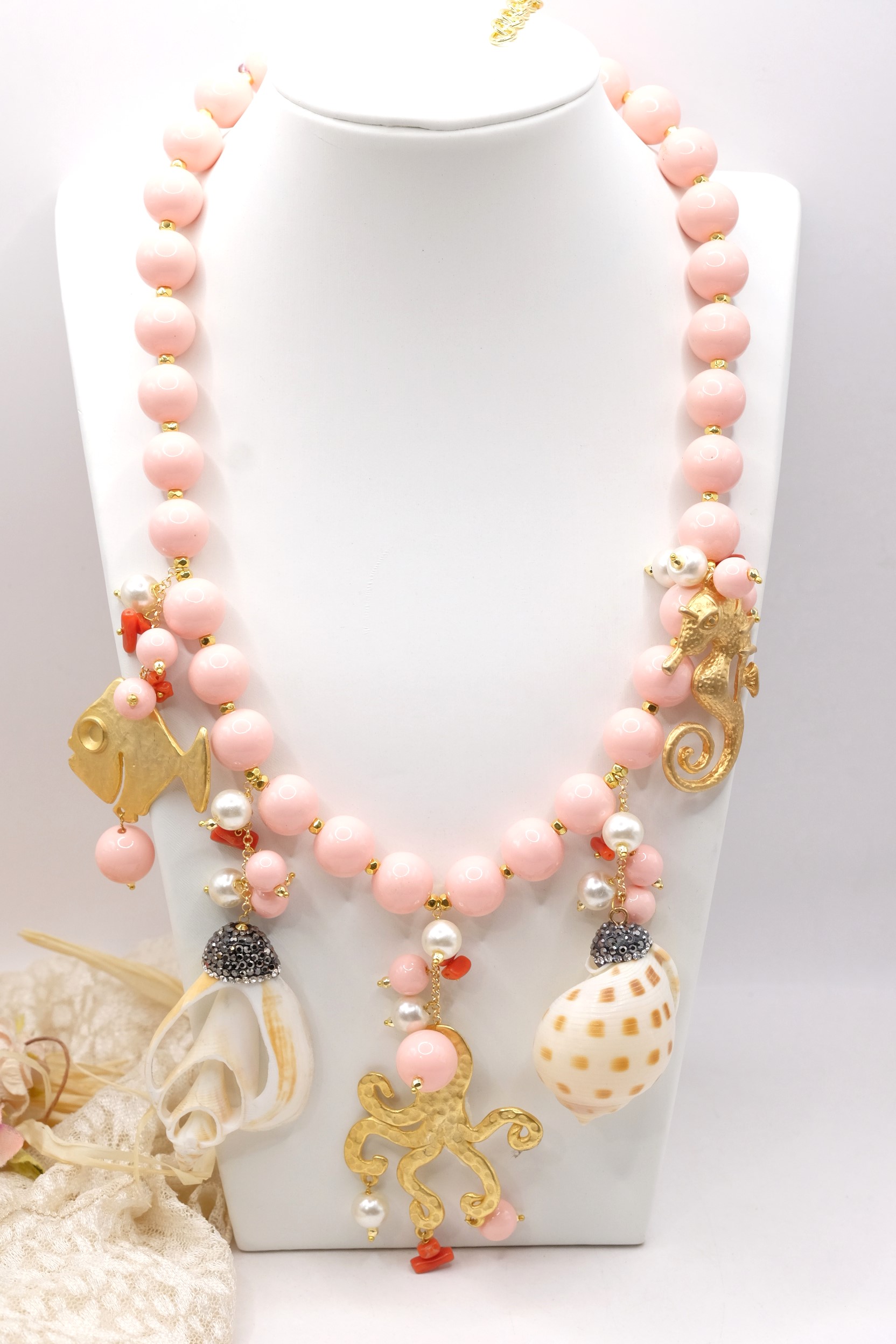 COLLANA ARTIGIANALE PASTA DI CORALLO ROSA CONCHIGLIE PESCE CAVALLUCCIO POLPO CORALLO PERLE (1)
