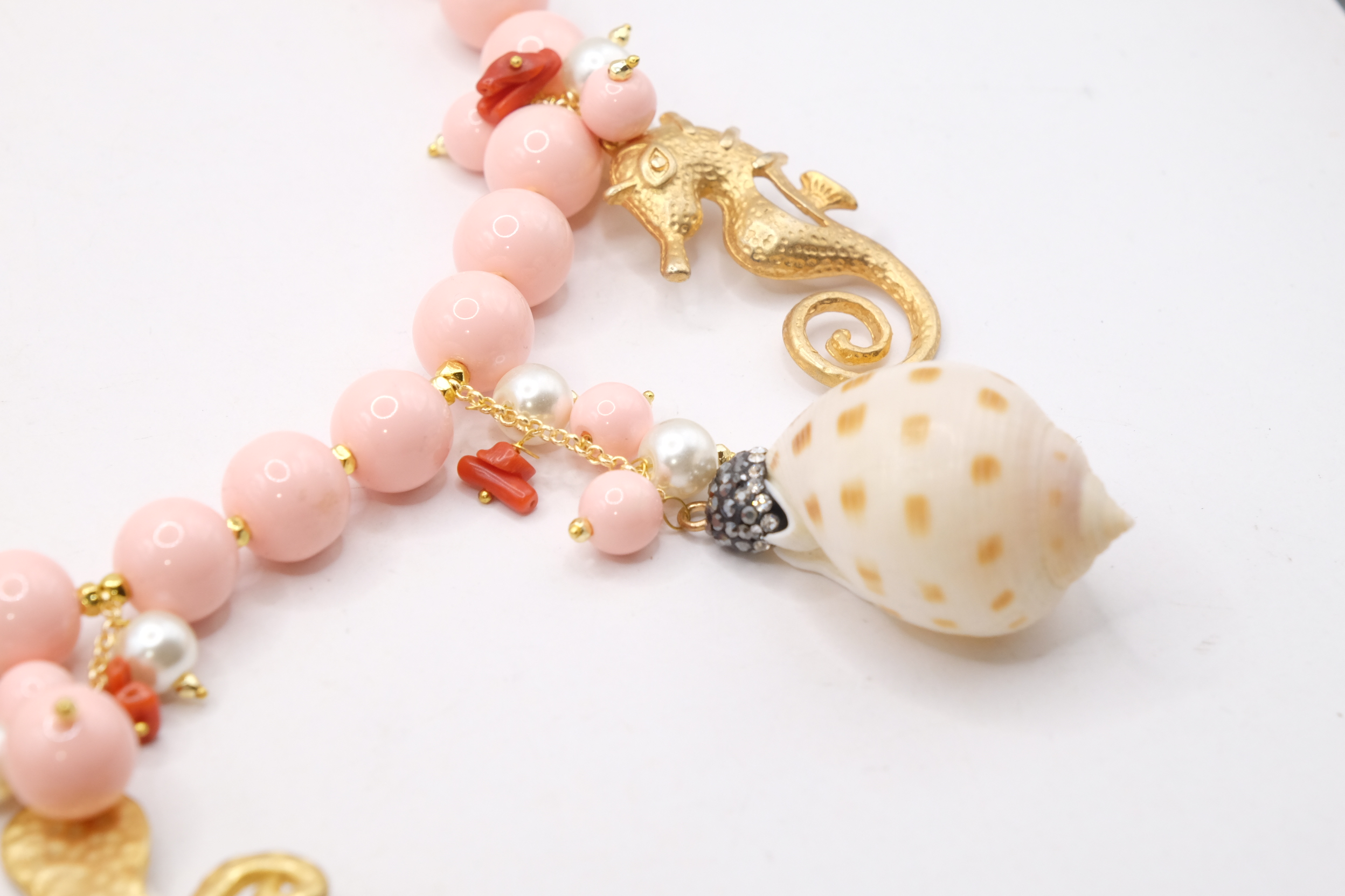 COLLANA ARTIGIANALE PASTA DI CORALLO ROSA CONCHIGLIE PESCE CAVALLUCCIO POLPO CORALLO PERLE (6)