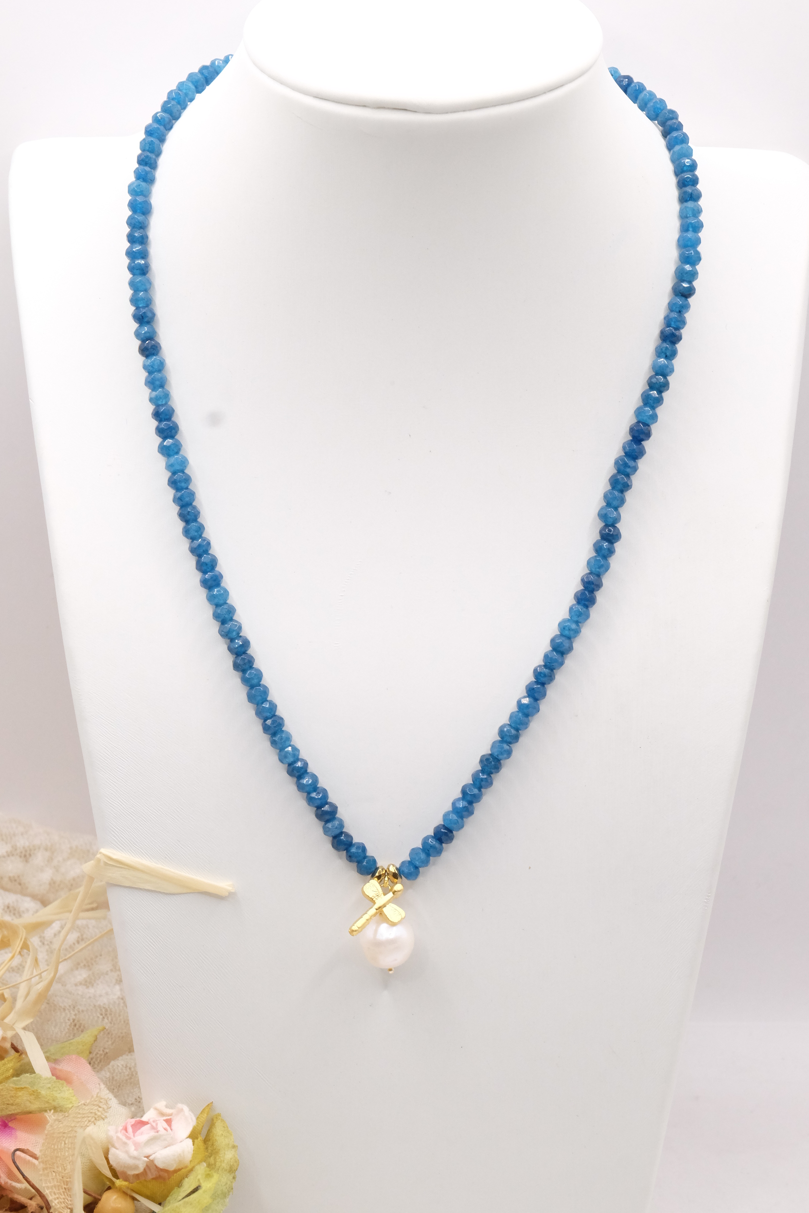 COLLANA ARTIGIANALE RADICE DI ZAFFIRO PERLA NATURALE LIBELLULA MEDIUM BLUE (1)