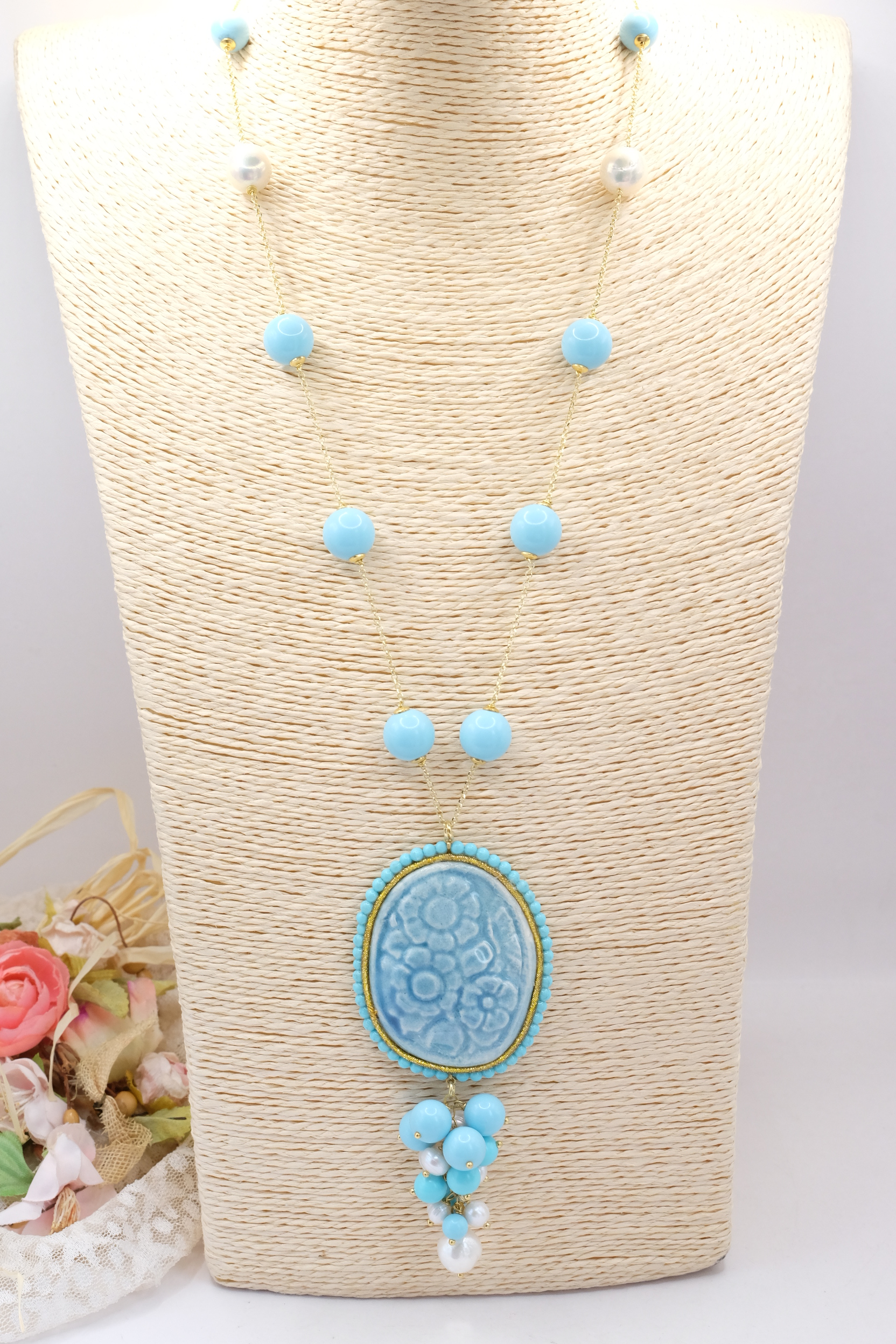 CERAMIC CAMEO NECKLACE WITH TURQUOISE PASTE FLOWERS AND PEARLS IN 925 GOLD PLATED SILVER (4)