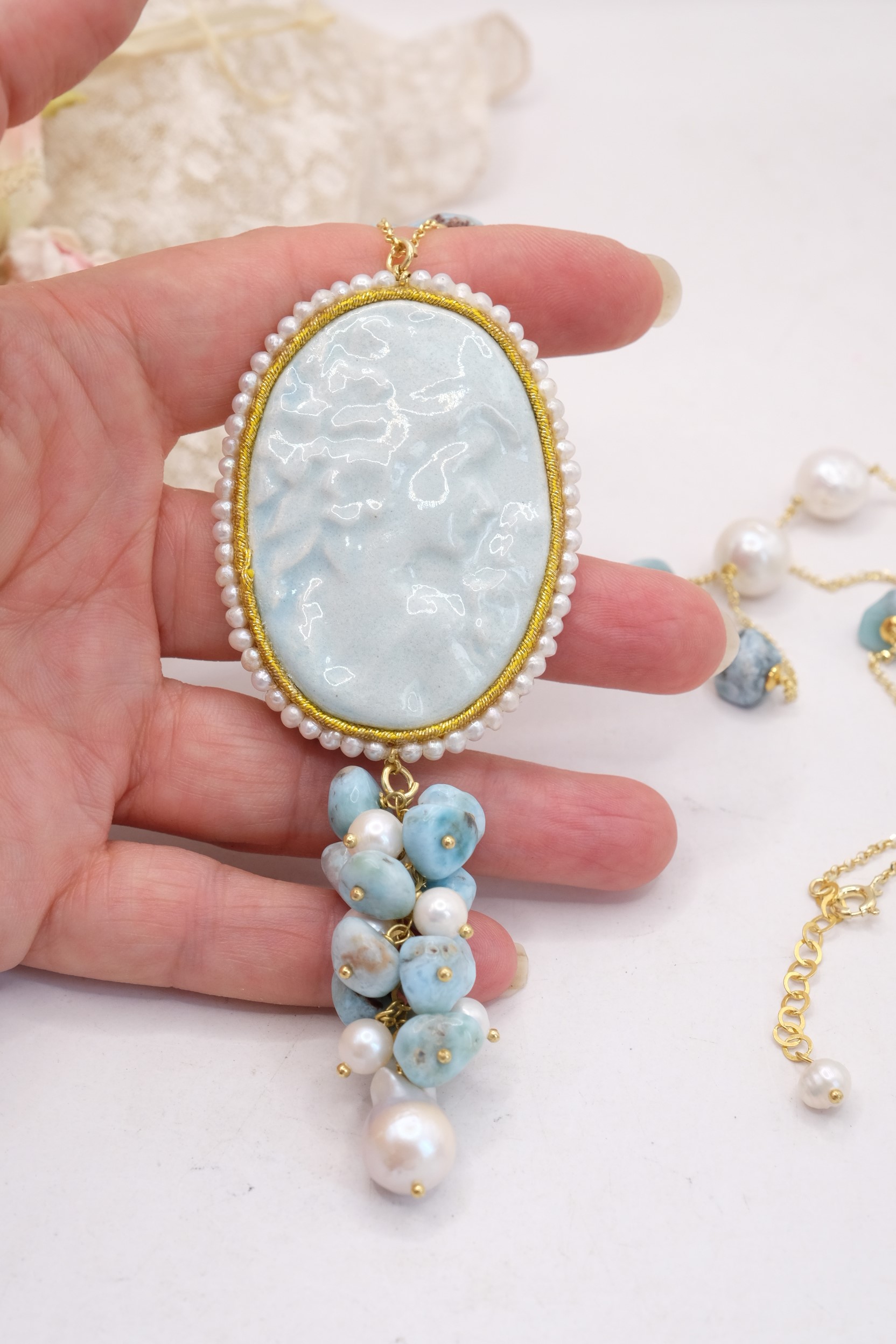 COLLANA CAMMEO IN CERAMICA VOLTO DI DONNA PREZIOSO LARIMAR PERLE ARGENTO 925 PLACCATO ORO (6)