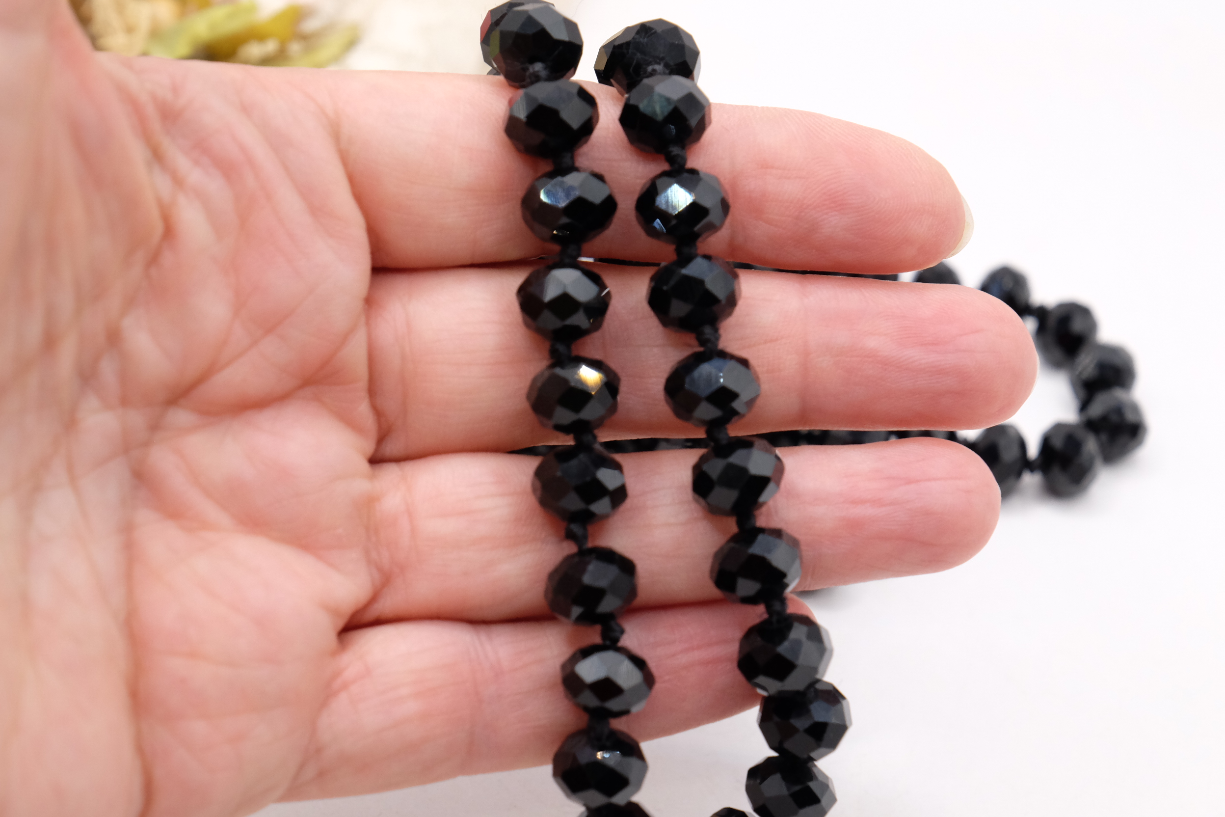 CHANEL CHARLESTON NECKLACE WITH BLACK FACETED CRYSTALS BLACK (1)