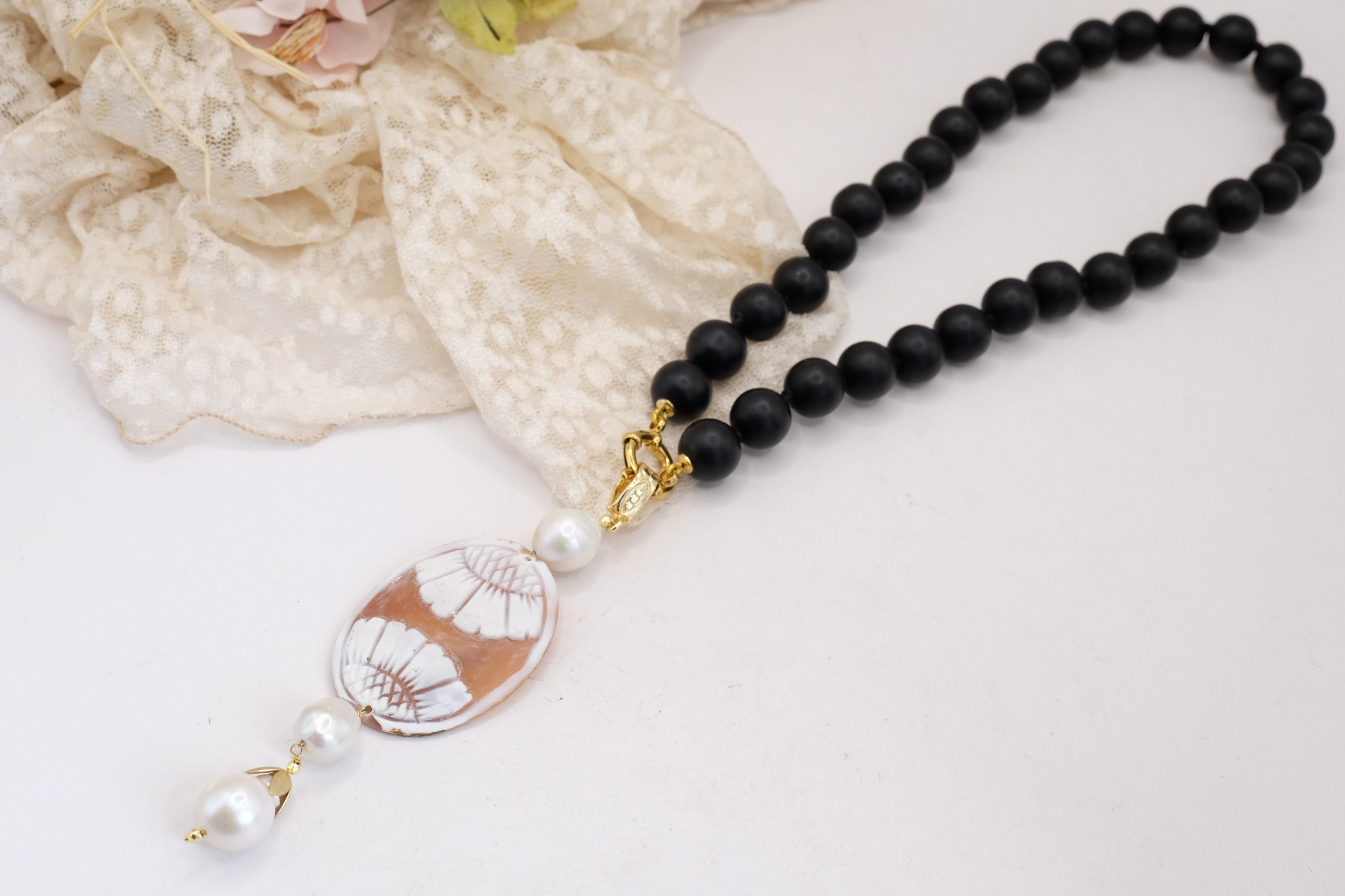 COLLANA CON PENDENTE CAMMEO TORRE DEL GRECO PERLE ARTIGIANALE LAVA PIETRA LAVICA (4)