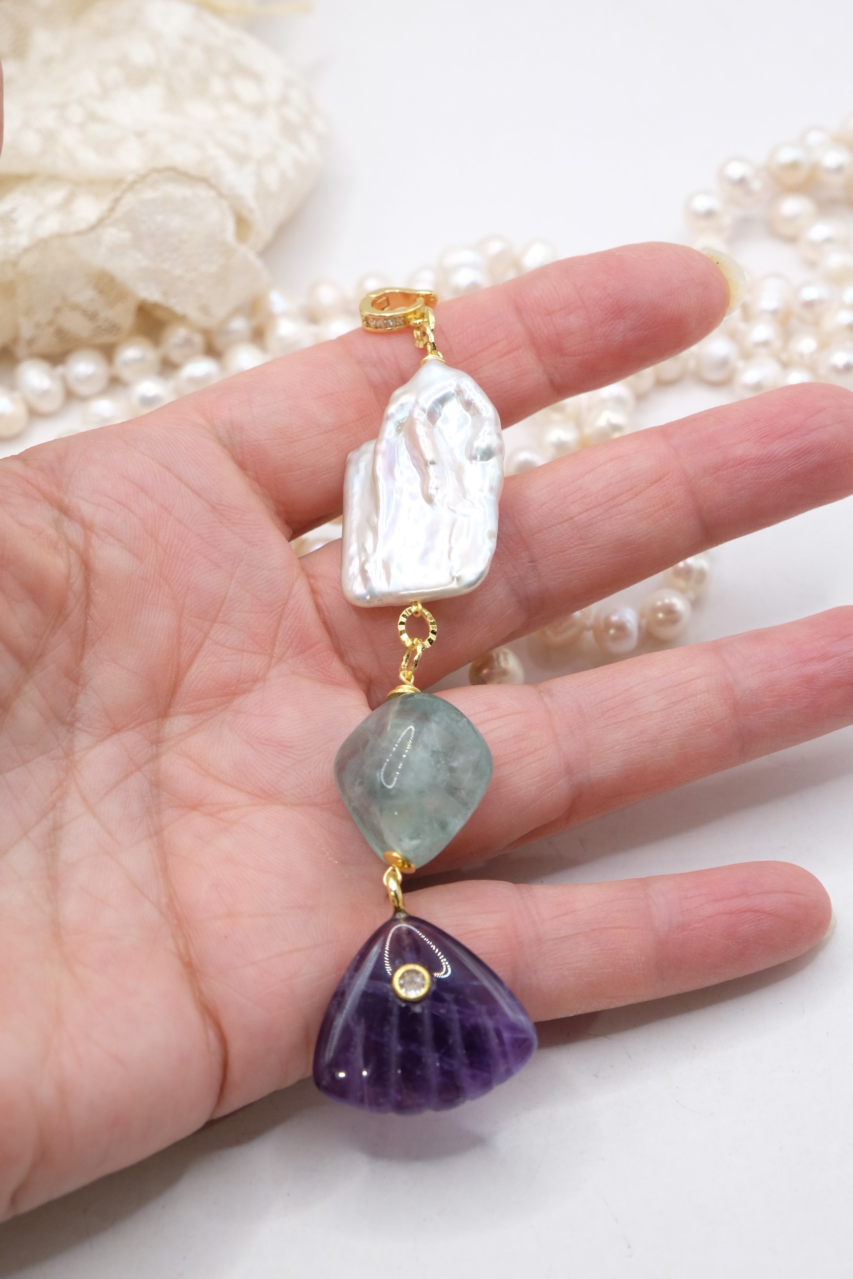 COLLANA LUNGHISSIMA PERLE NATURALI PENDENTE STACCABILE AMETISTA FLUORITE PERLA QUADRATA ARTIGIANALE (1)