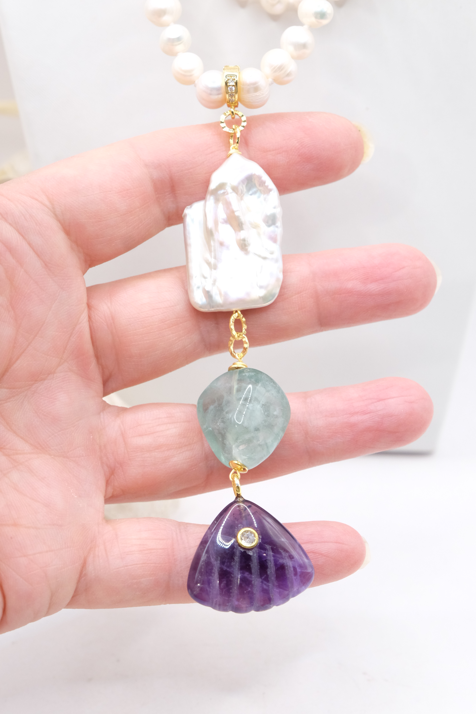 COLLANA LUNGHISSIMA PERLE NATURALI PENDENTE STACCABILE AMETISTA FLUORITE PERLA QUADRATA ARTIGIANALE (3)