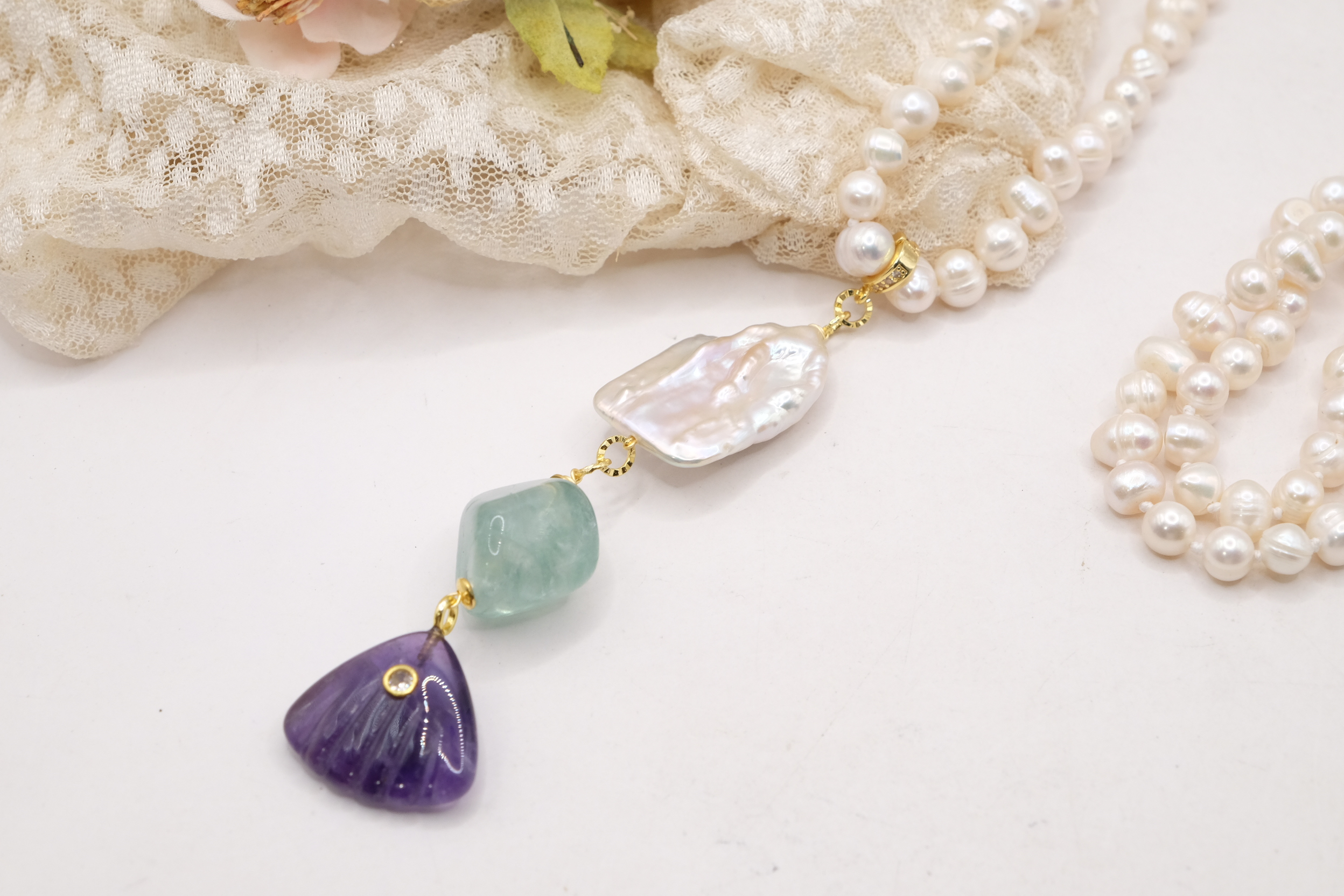 COLLANA LUNGHISSIMA PERLE NATURALI PENDENTE STACCABILE AMETISTA FLUORITE PERLA QUADRATA ARTIGIANALE (4)