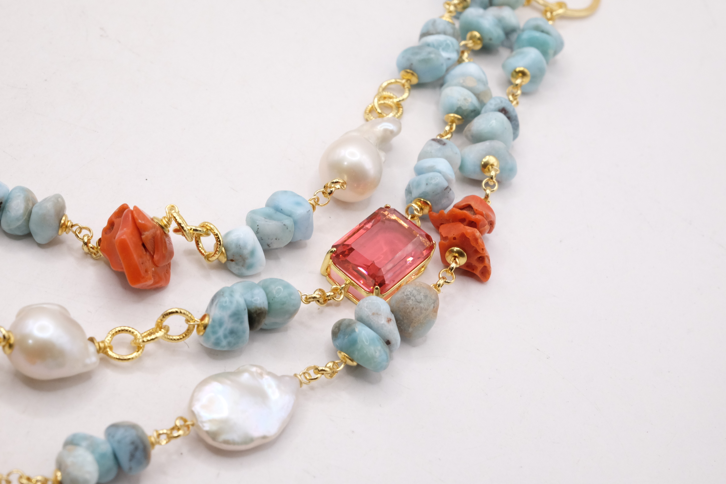 COLLANA MULTIFILO CAMMEO LARIMAR CORALLO PERLE CATENA PLACCATA ORO (6)