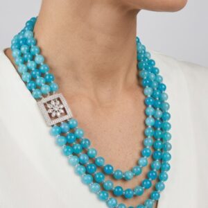 Collana 3 fili apatite naturale e chiusura zirconata