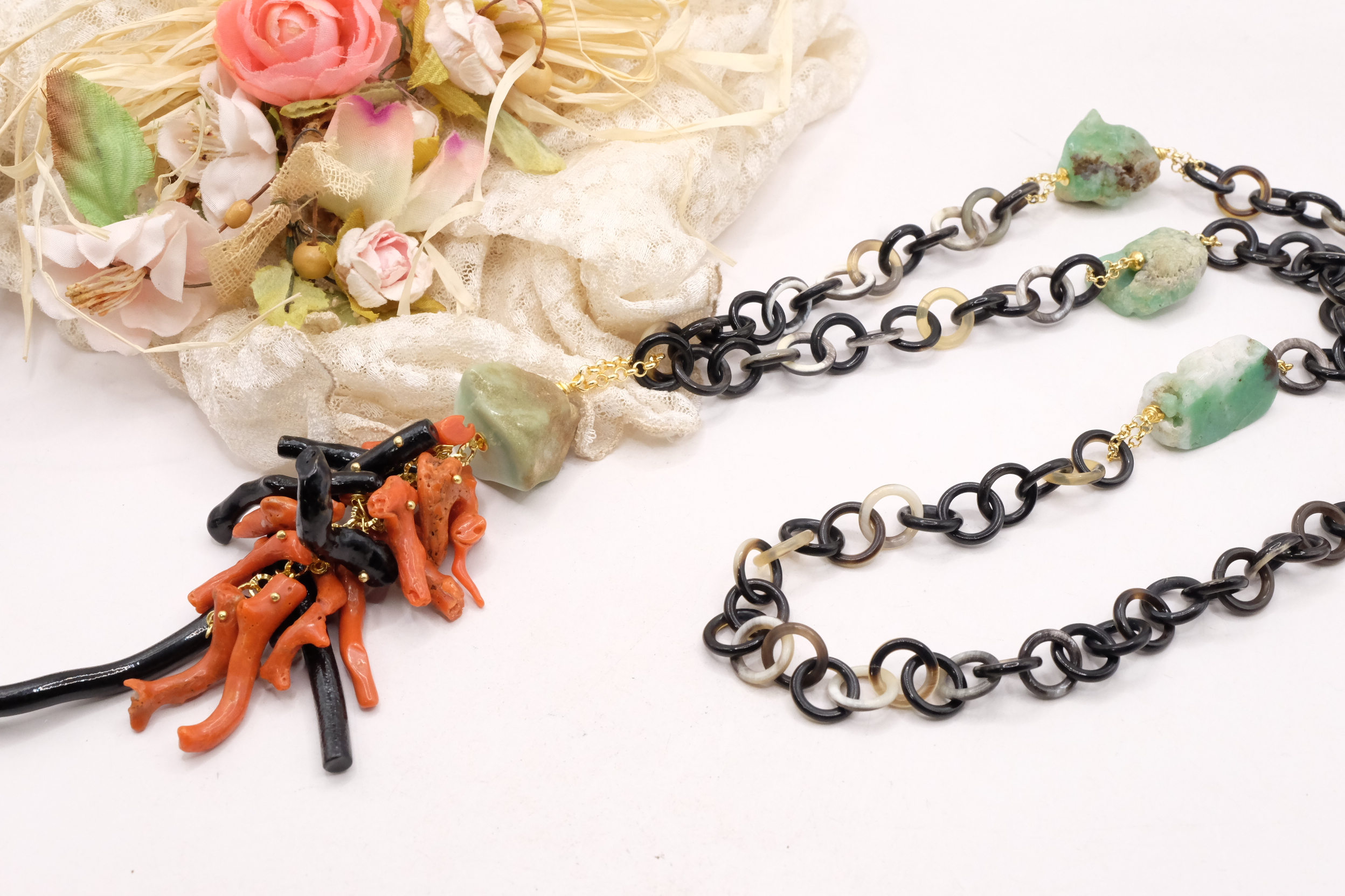 COLLANA ARTIGIANALE CRISOPRASIO CORALLO NATURALE DEL MEDITERRANEO ROSSO E NERO (5)