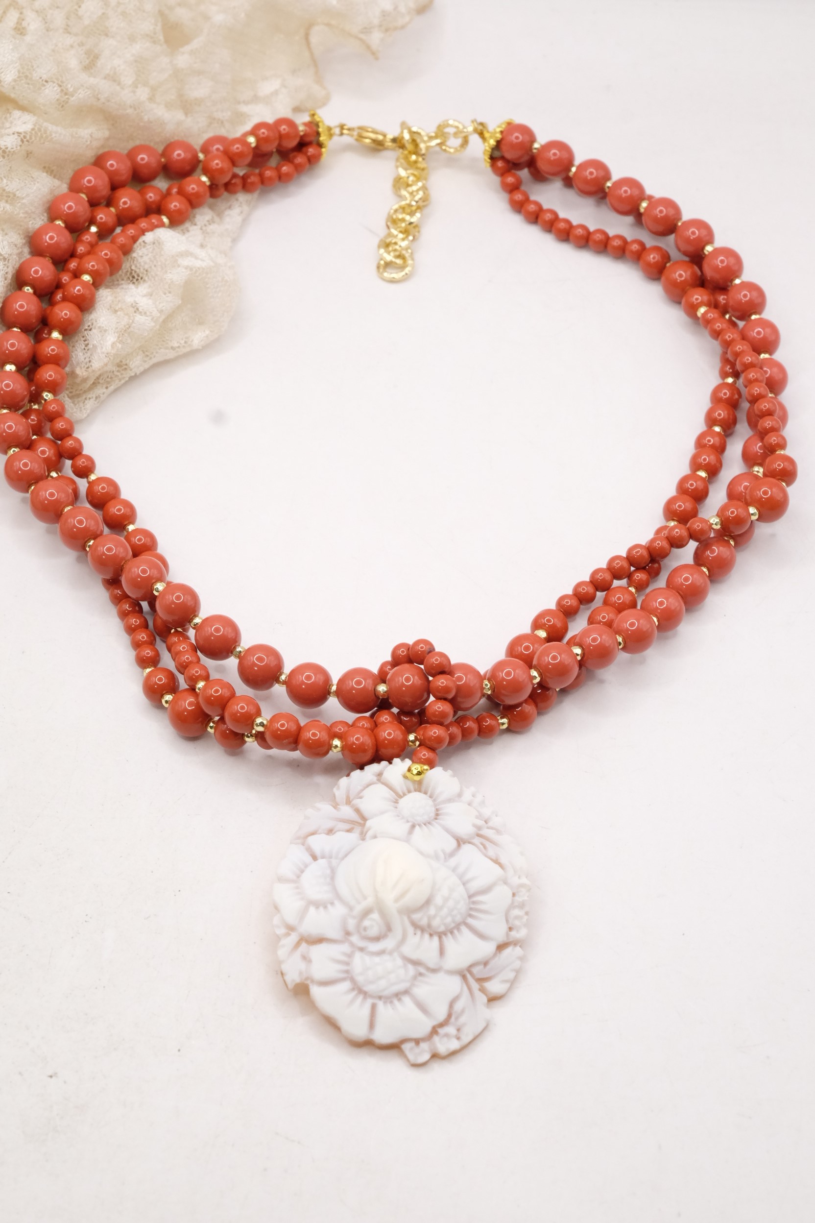 HANDMADE MULTI-STREAM NECKLACE WITH CORAL PASTE AND CAMEO PENDANT FROM TORRE DEL GRECO (4)