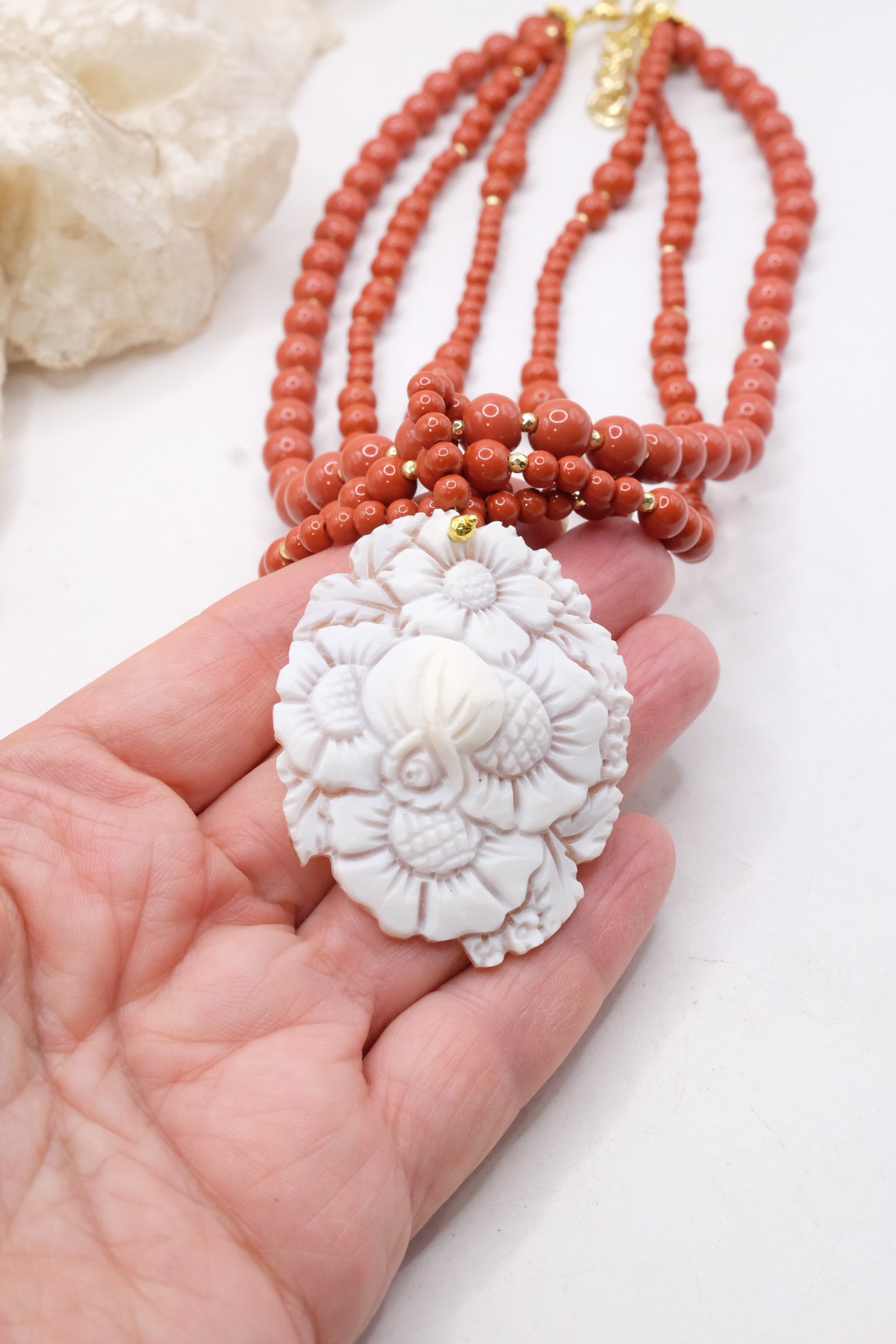 HANDMADE MULTI-STREAM NECKLACE WITH CORAL PASTE AND CAMEO PENDANT FROM TORRE DEL GRECO (5)