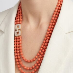 Collana 3 fili pasta di corallo rosso e chiusura zirconata