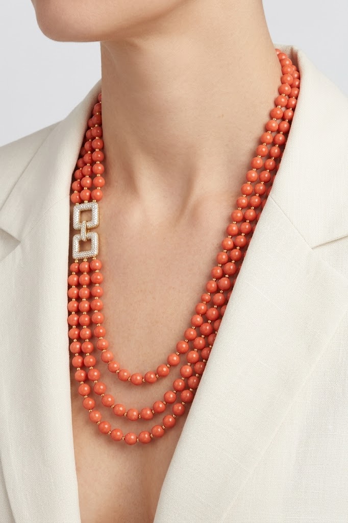 COLLANA ARTIGIANALE PASTA DI CORALLO CHIUSURA ZIRCONATA