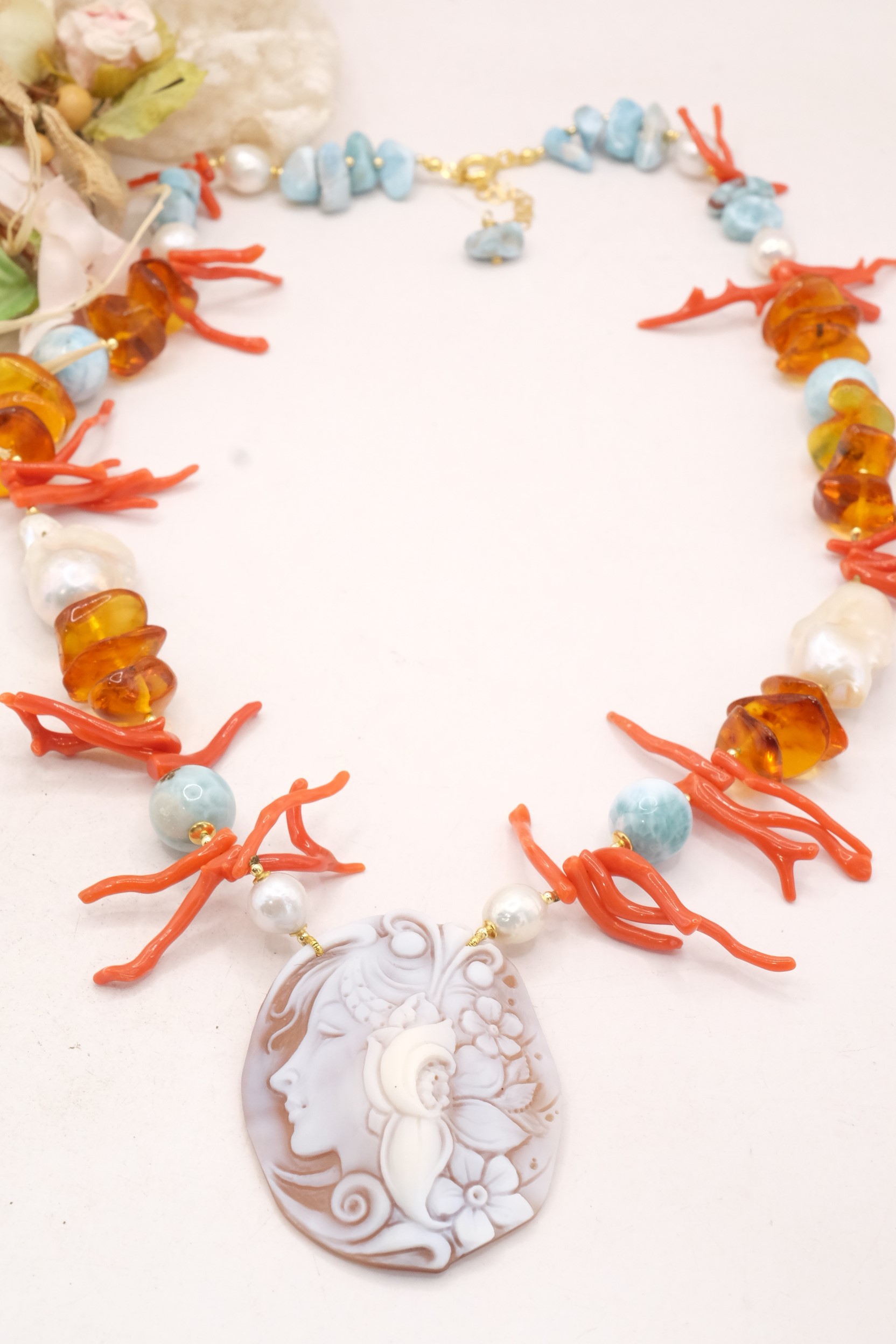 COLLANA-LARIMAR-AMBRA-DEL-BALTICO-CORALLO-DEL-MEDITERRANEO-PERLE-CAMMEO-DI-TORRE-DEL-GRECO-ARTIGIANALE (5)