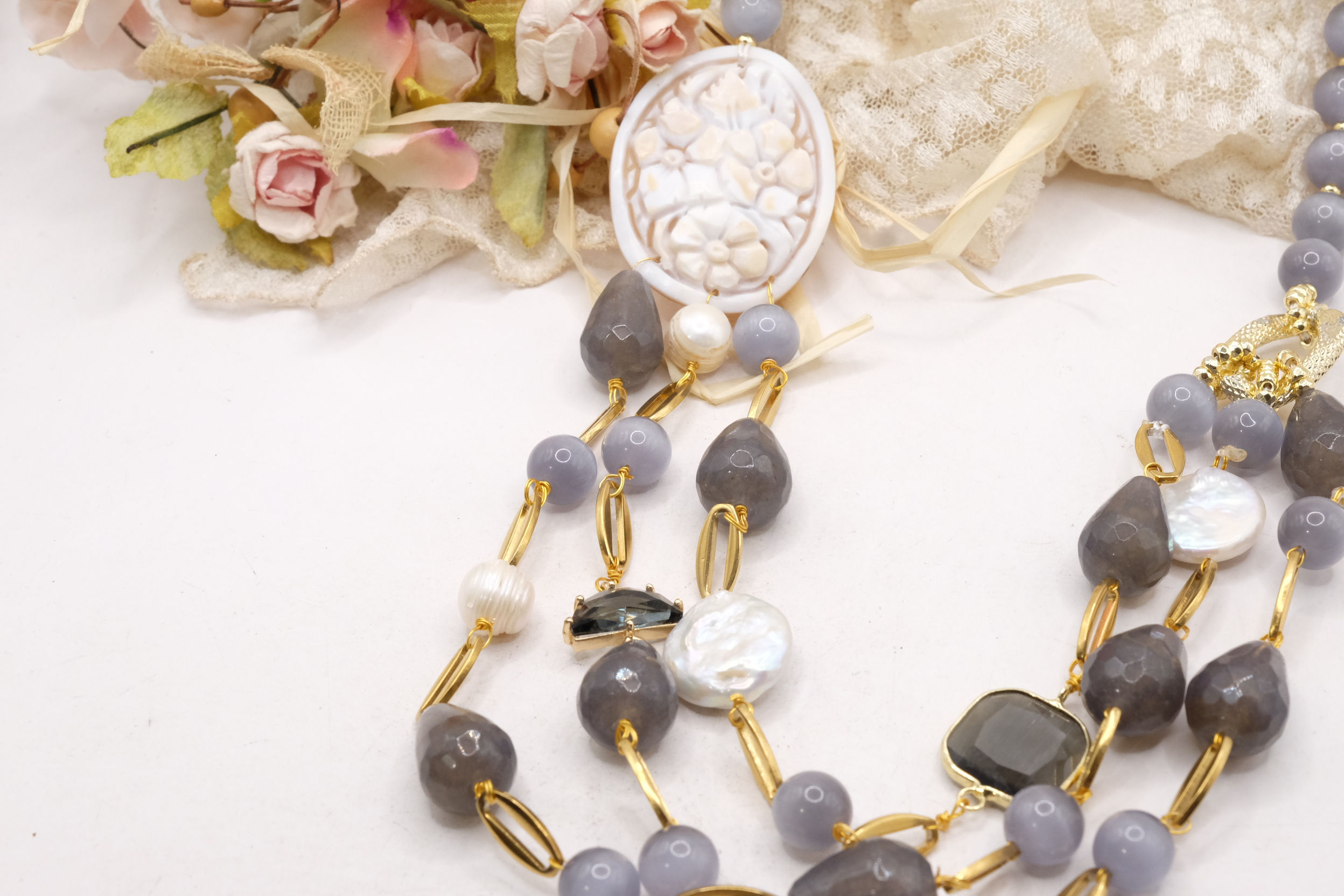 COLLANA MULTIFILO OCCHIO DI GATTO AGATA GRIGIA CAMMEO DI TORRE DEL GRECO PERLE NATURALI ARTIGIANALE (4)