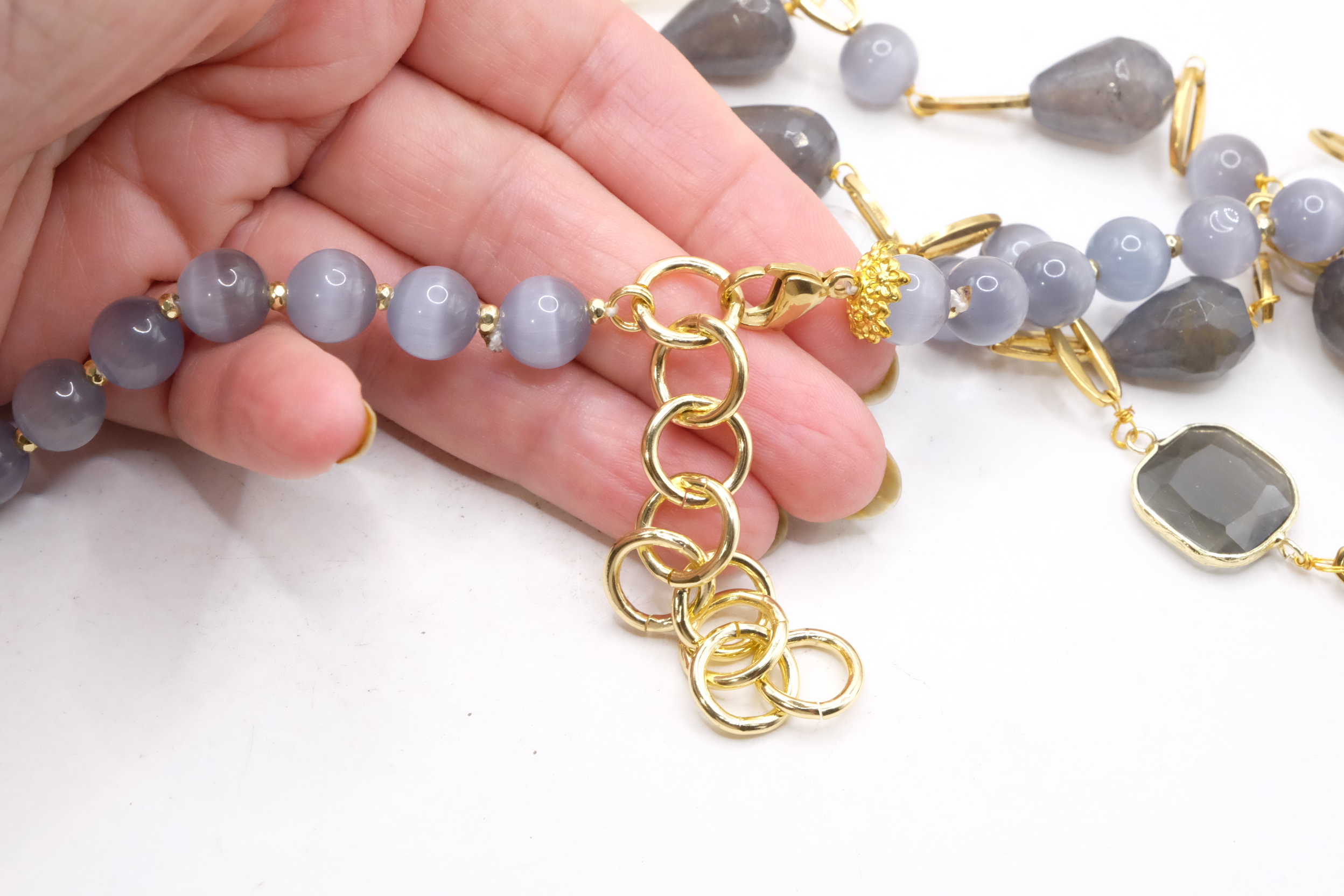 COLLANA MULTIFILO OCCHIO DI GATTO AGATA GRIGIA CAMMEO DI TORRE DEL GRECO PERLE NATURALI ARTIGIANALE (7)