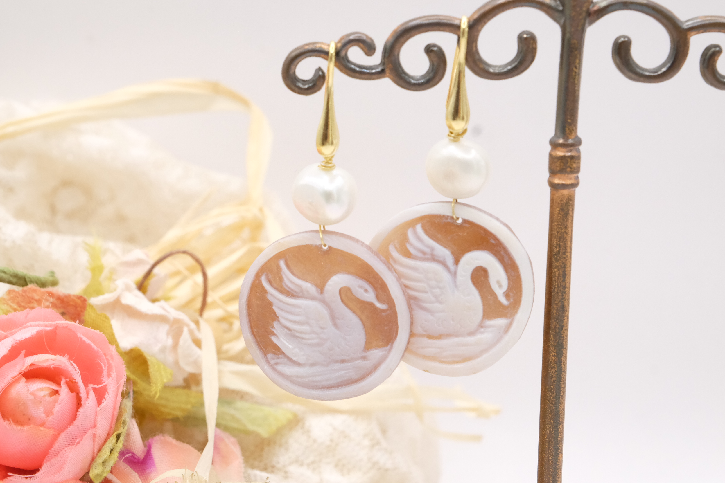 PARURE CIONDOLO ORECCHINI CAMMEO TORRE DEL GRECO PERLE NATURALI CIGNO CIGNI ARGENTO OTTONE (1)
