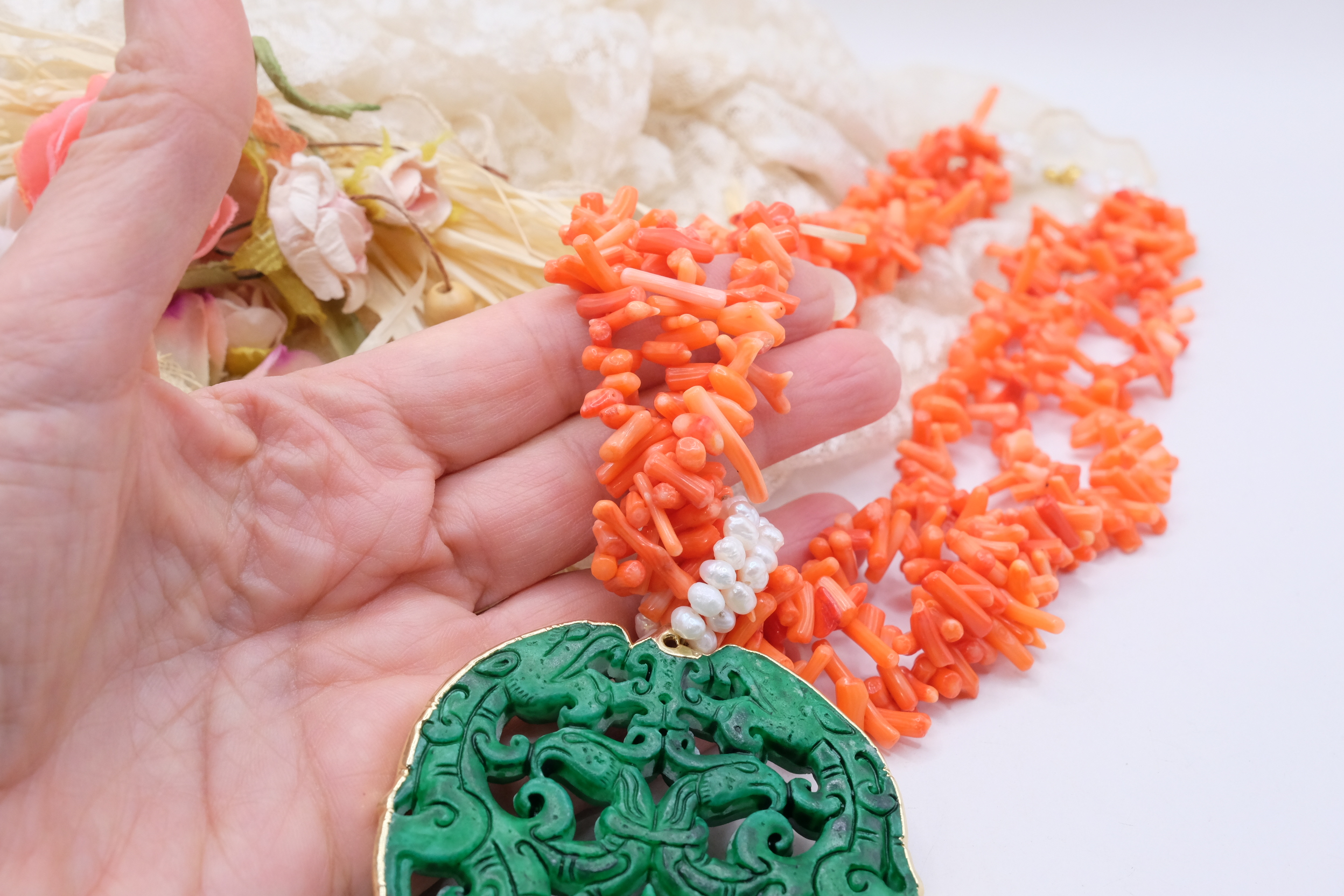 COLLANA ARTIGIANALE CORALLO BAMBOO SALMONE RAMETTI MANDALA GIADA VERDE PERLE (7)