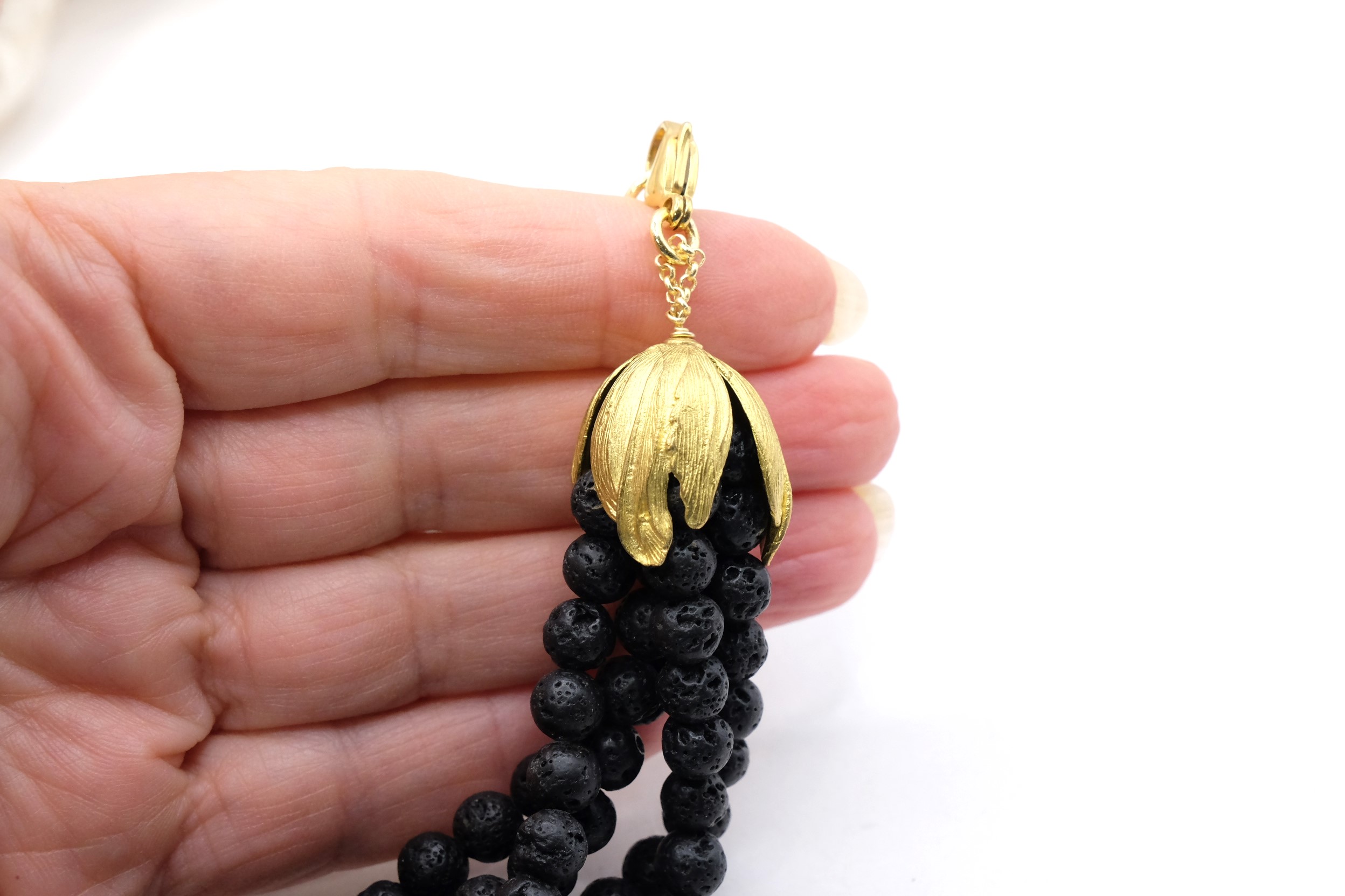 COLLANA ARTIGIANALE MULTIFILO PIETRA LAVICA MANDALA GIADA NERO (8)