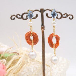 Orecchini pendentissimi perle corallo rosso Mediterraneo perno goccia